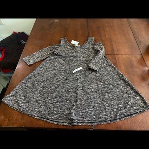 Cold shoulder, 3/4 sleeve blouse